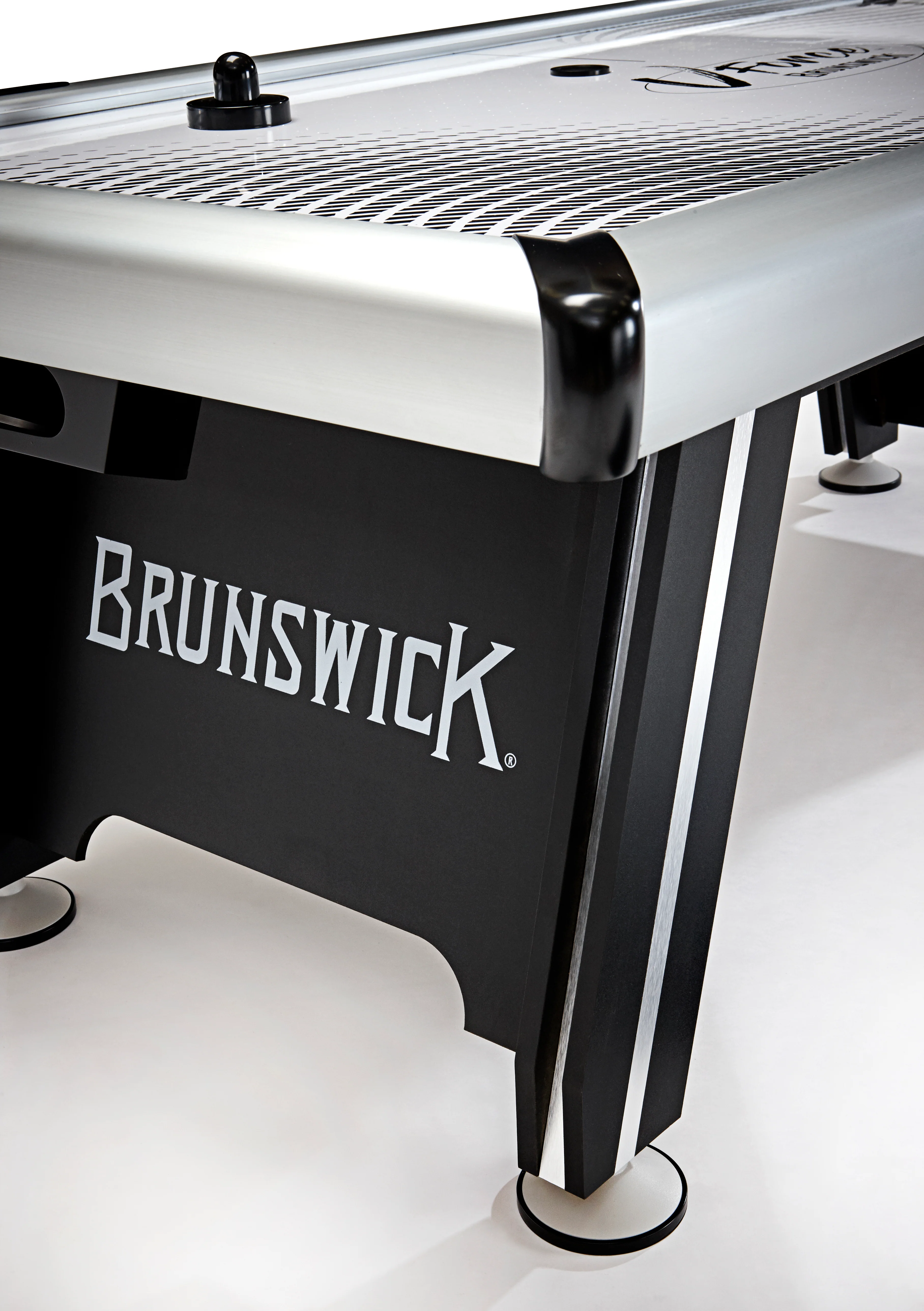 Brunswick 7' V-Force 2.0 Air Hockey - Image 3