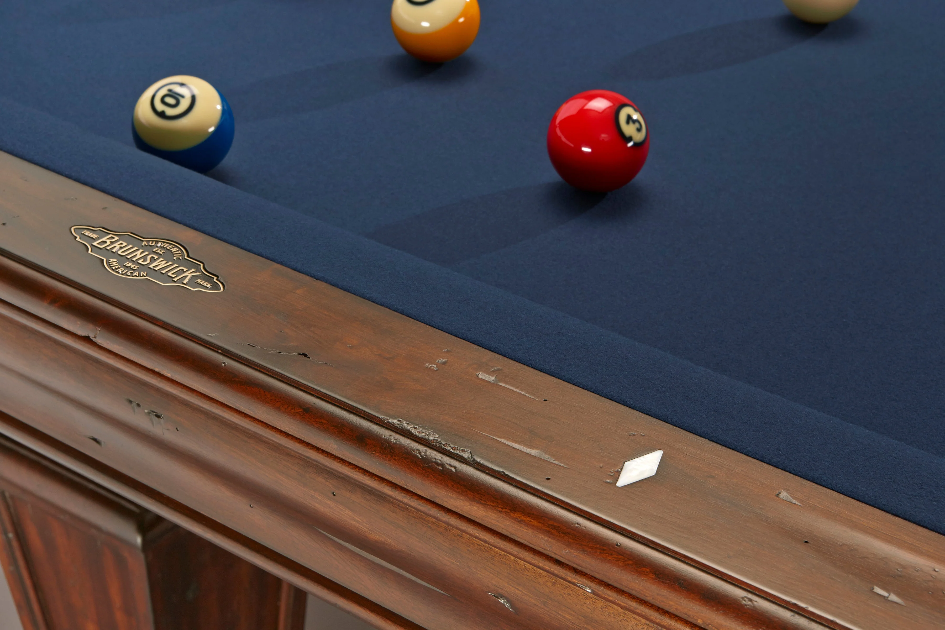 Brunswick Glenwood 8' with Ball & Claw Leg - Image 2