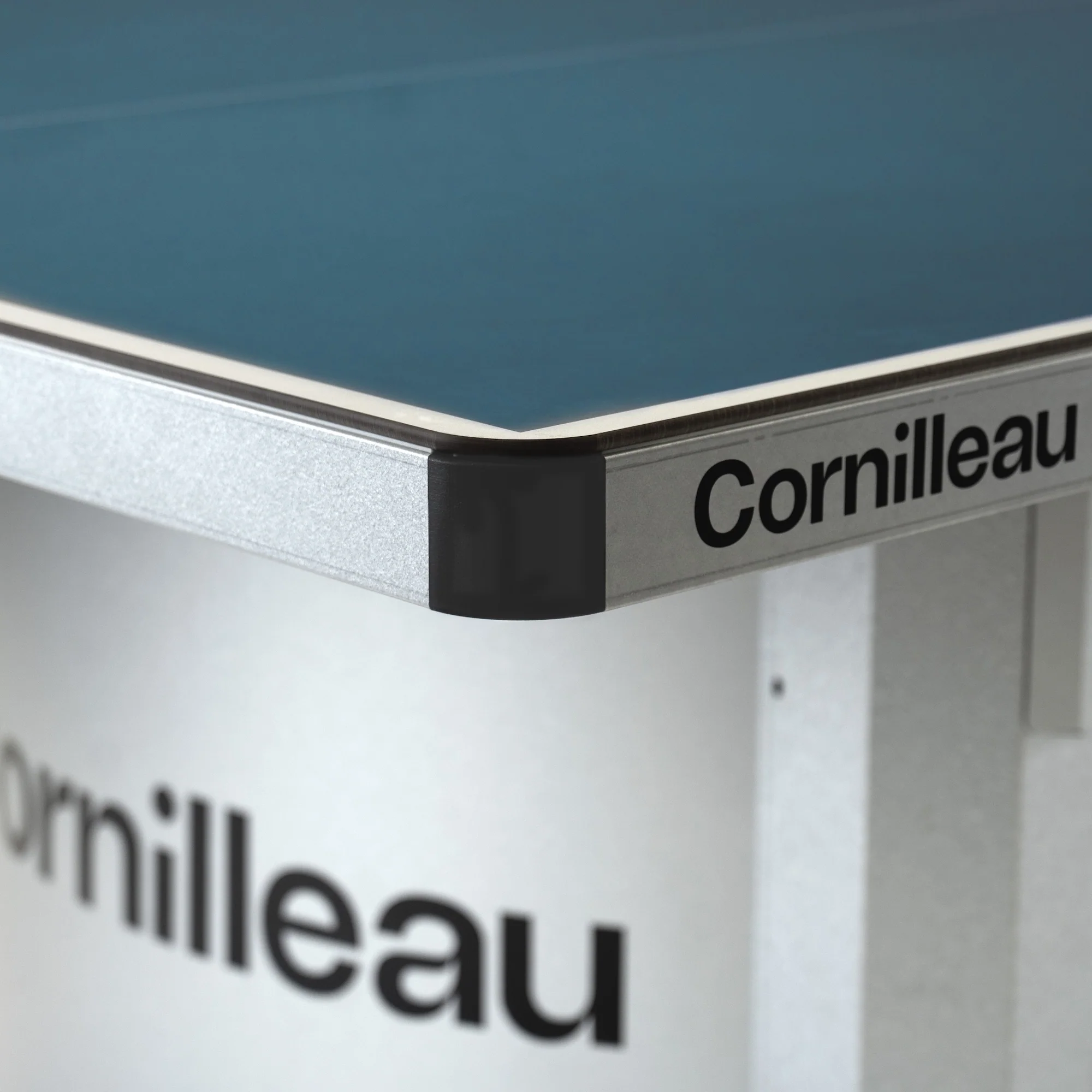 Cornilleau 510M Outdoor Campus Stationary - Image 12