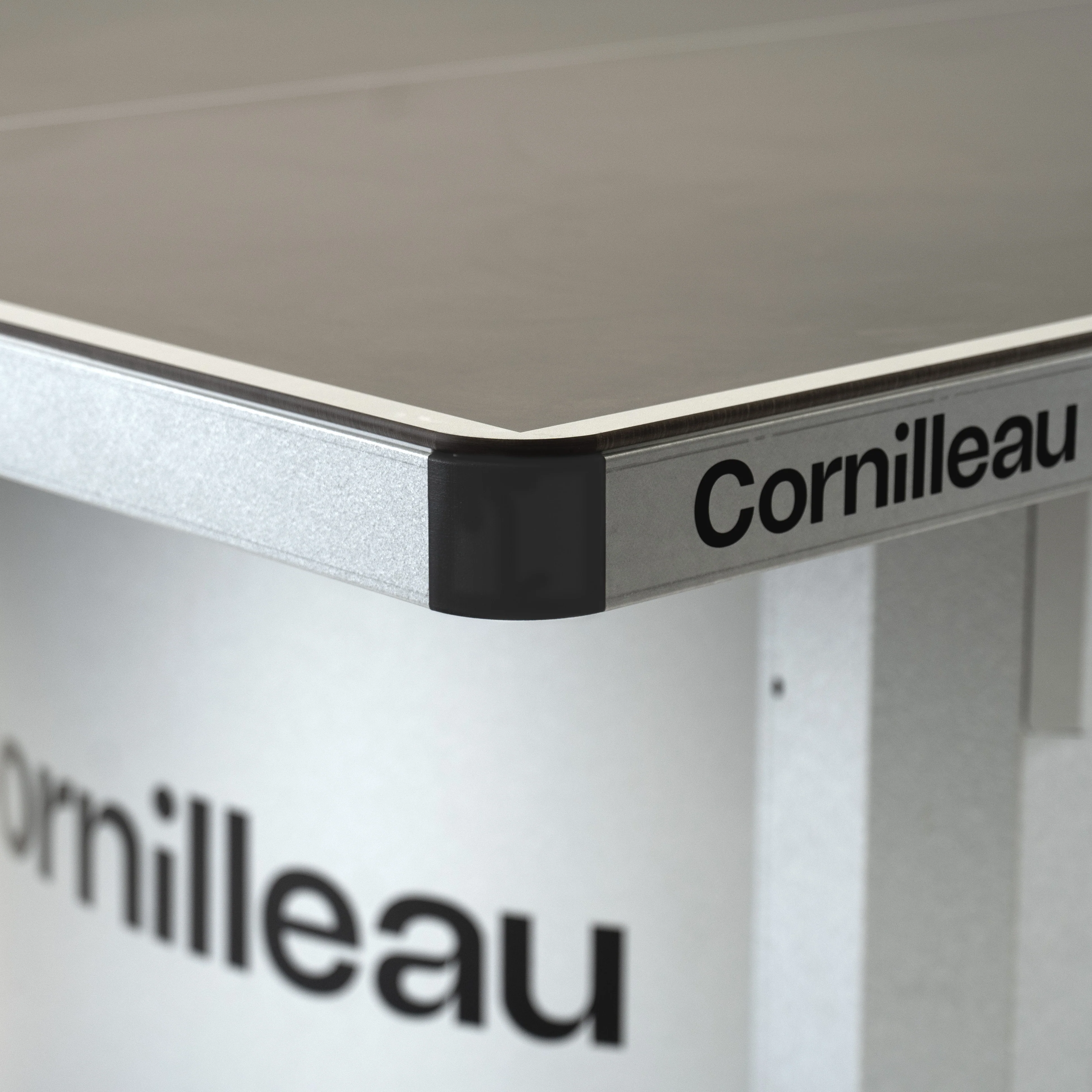 Cornilleau 510M Outdoor Campus Stationary - Image 3