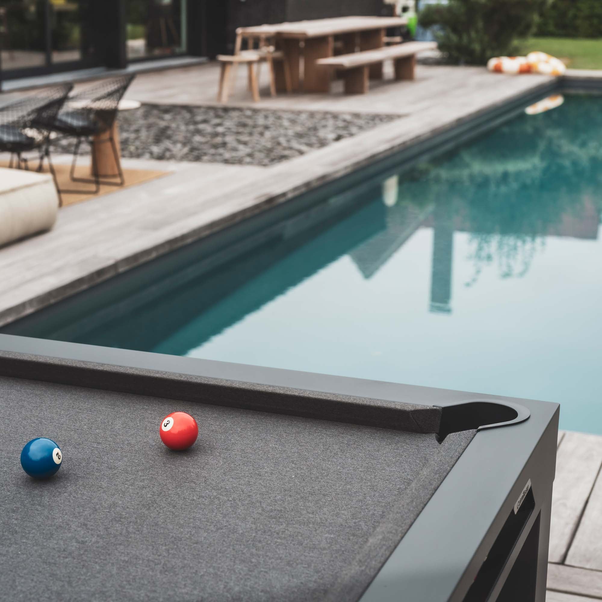 Cornilleau 7ft Classic Outdoor Pool Table - Black - Image 11