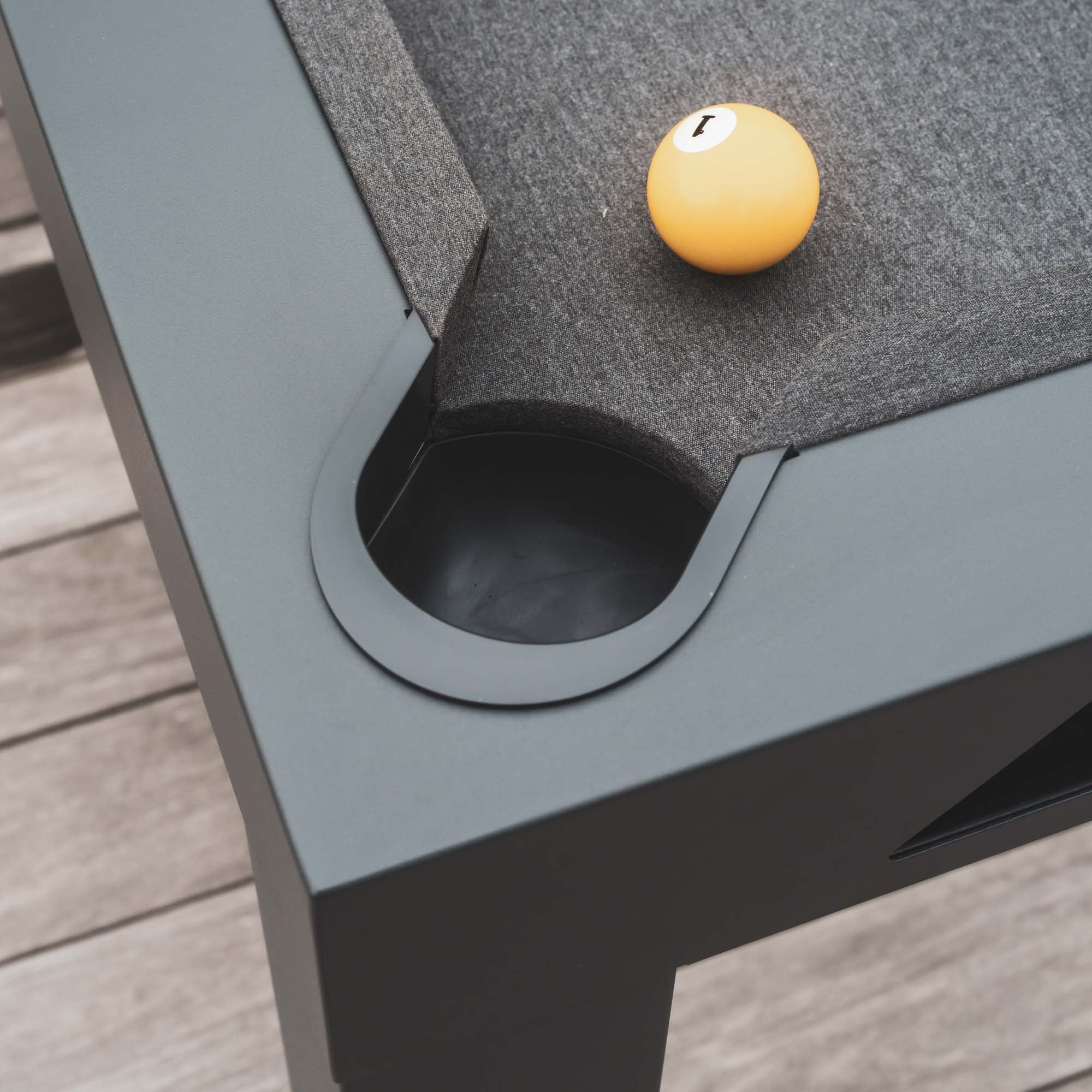 Cornilleau 7ft Classic Outdoor Pool Table - Black - Image 8