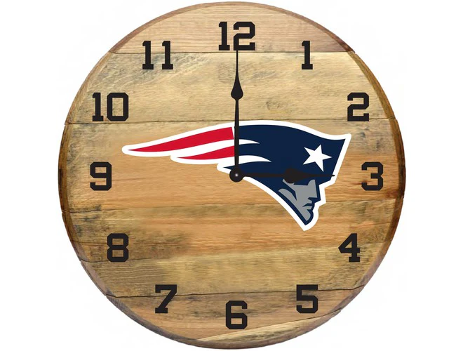 Imperial USA Officially Licensed NFL Oak Barrel Clock - Image 13