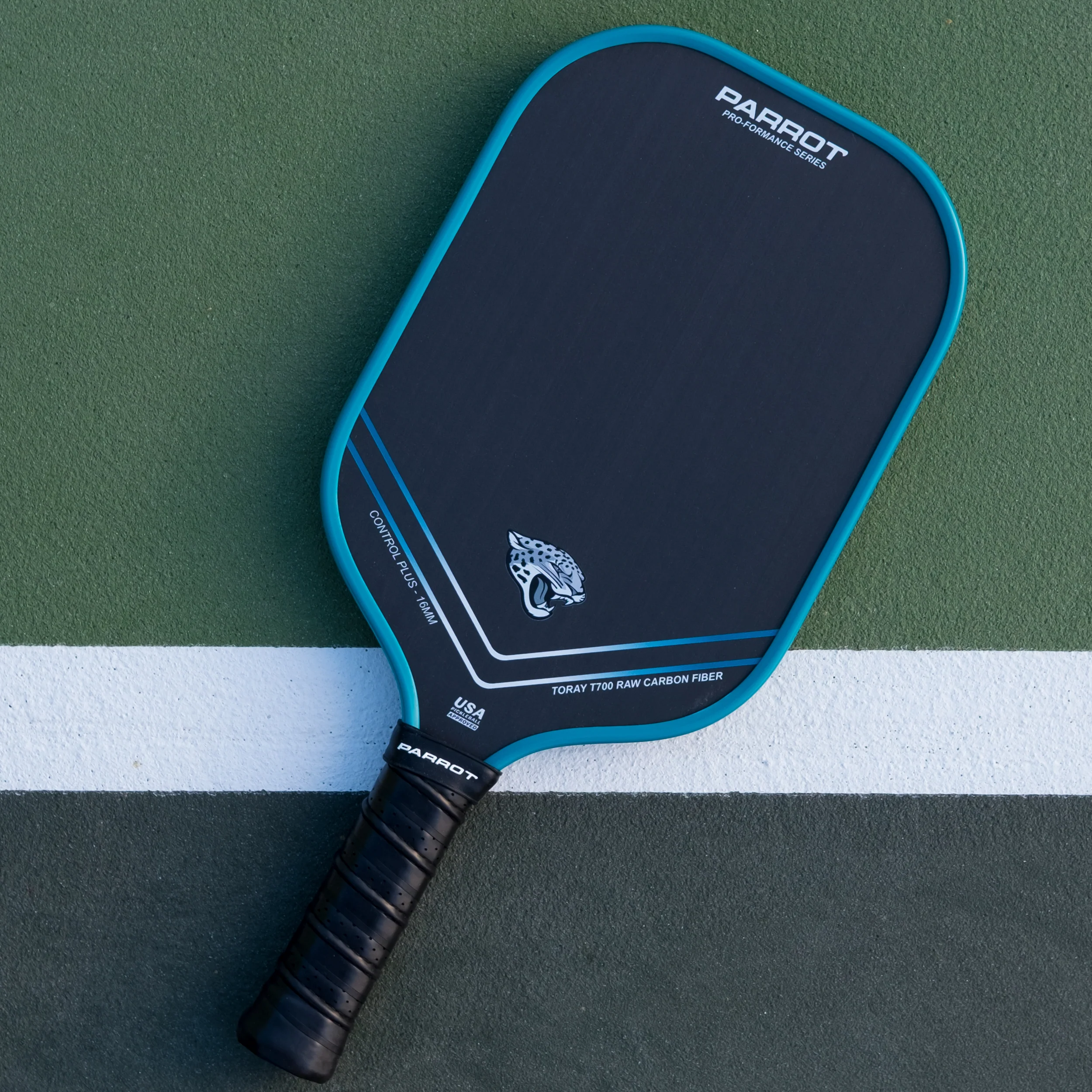 NFL Licensed Pro-Performance Logo Pickleball Paddle - Image 18