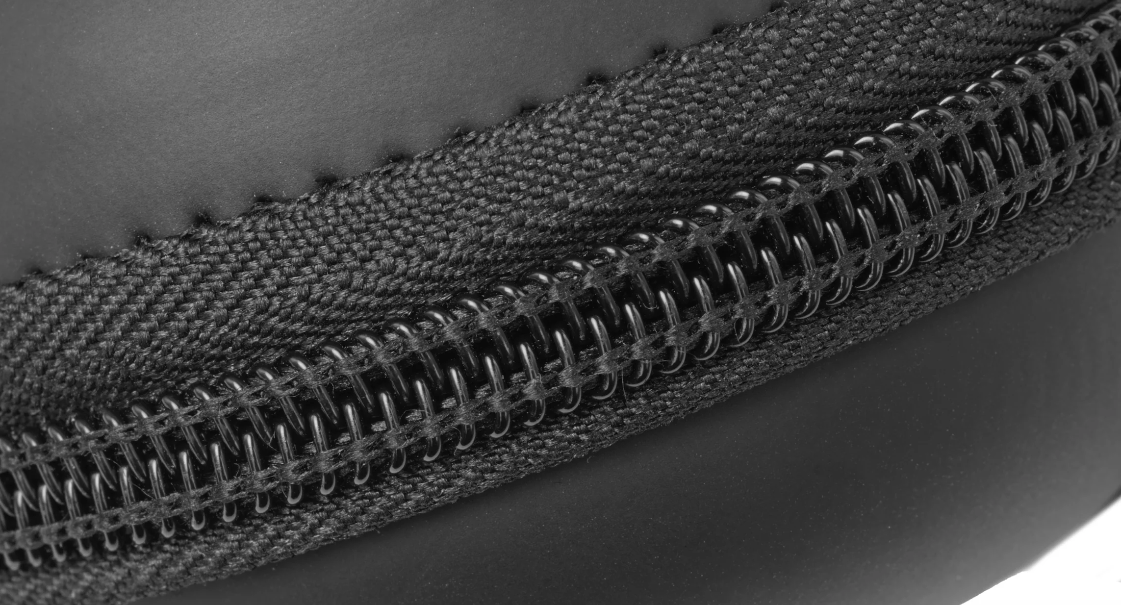 Predator Clip-On Cue Ball Carry Case - Image 7